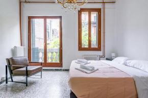 Cannaregio Romantic View Apartment